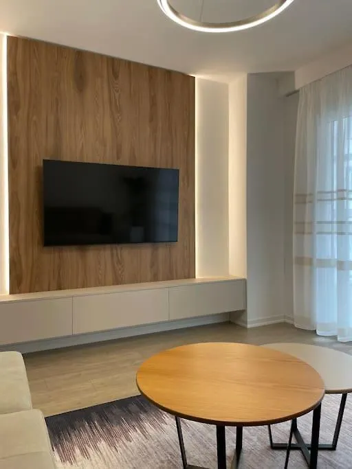 Luxury Apartment Next To Us Embassy Tirana